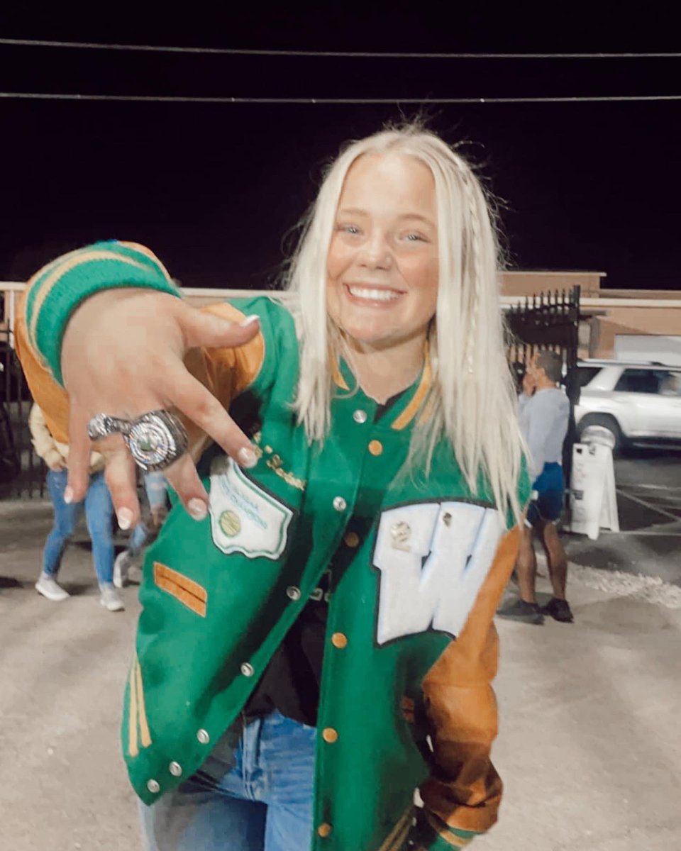 Lillian21627737's tweet photo. Got my second state championship ring lastnight… bring on the spring we are going for another one! @WSColtsSoftball @AbbeySoftball @National16U https://t.co/4bHjU2nvUC