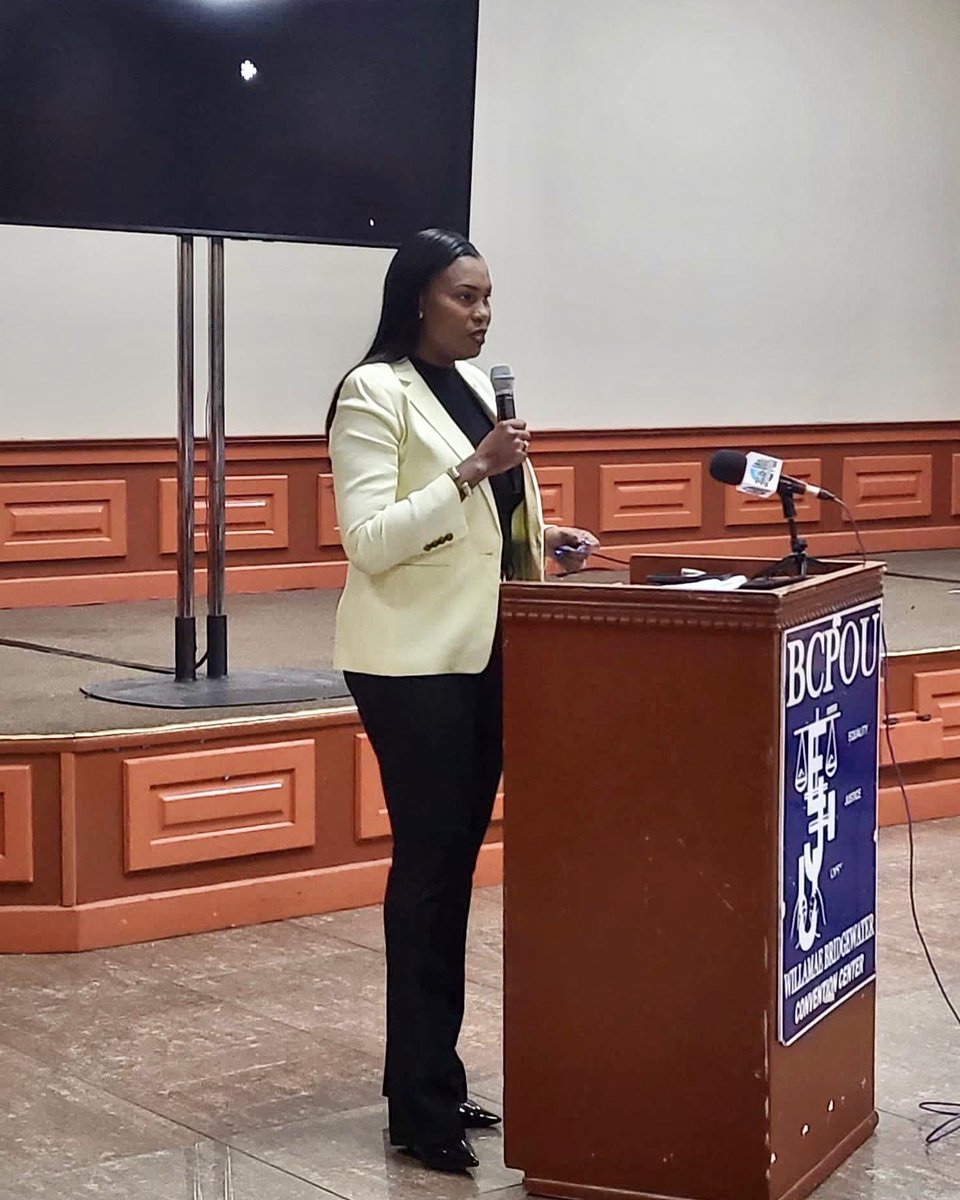 PiaGloverRolle's tweet photo. I had the pleasure of addressing the final orientation of the Public Service-Professional Engagement Programme (PS-PEP)
The New Day Agenda for the reimagination & transformation of The Bahamas Public Service is in full effect!
#MPSupdate
#PS-PEP
#piaforprogress https://t.co/hRYeDEmEBR