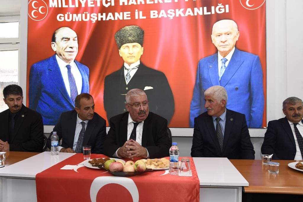 MHP teşkilatlarından sorumlu genel baskan yardımcımız değerli büyüğümüz <a href="/E_SemihYalcin/">E. Semih Yalçın</a> ağabeyimiz Gümüşhane MHP İl teşkilatımıza ziyarette bulundu. Varolsun Teşkilat..