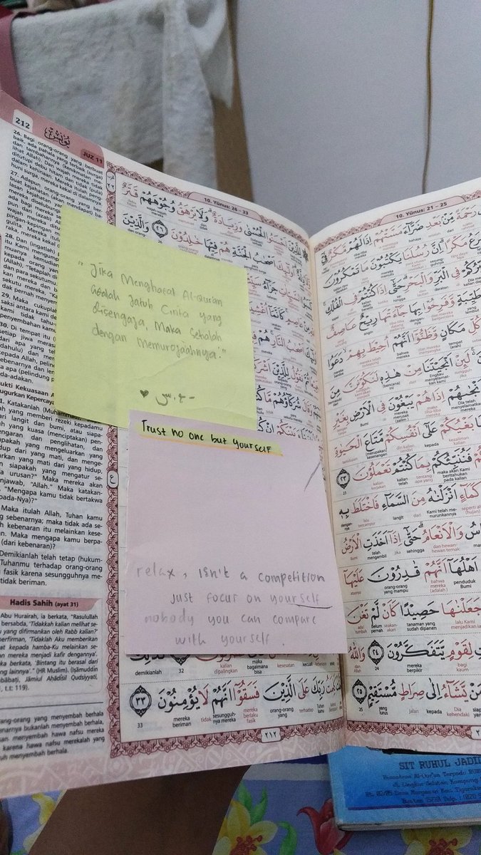 elsacann's tweet photo. Menghafal Kalam Allah is not about who he is the fastest to finish, but about who is the strongest, Istiqomah continues to reach His pleasure♡
#tahfidzh #selfreminder #stayhalal https://t.co/HMBNvXLJ6A