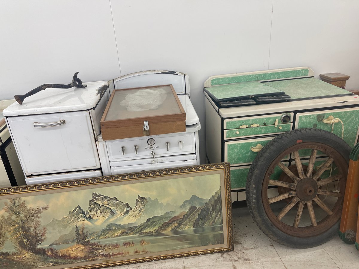 ColJBAuctions tweet picture