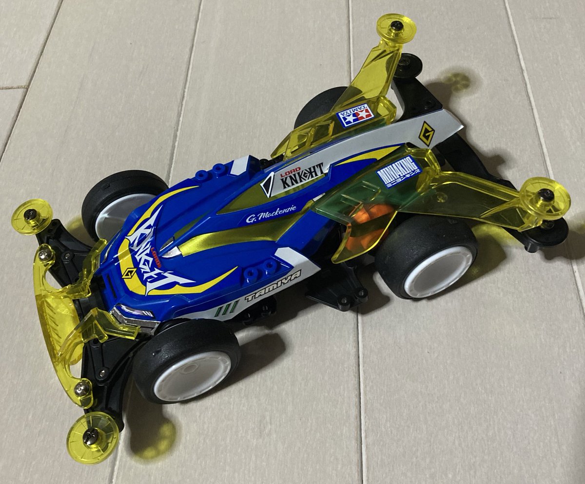 norizot's tweet image. Group blast45出てきました、が‼️ぎっくりになる手前のあの感じ😣とりあえずロキソニン貼って安静に。安静にしつつミニ四駆作りました✌️「あんた、いくつよ⁉︎」って言わないで😉
#groupblast
#ルネサンス
#ミニ四駆
#ロードナイト