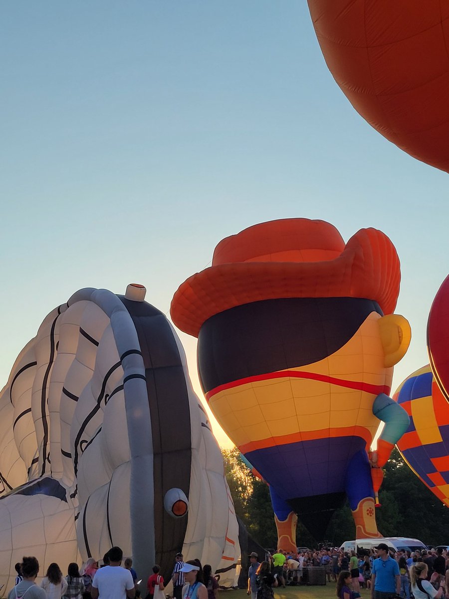 Alexander de la Peña tweet media