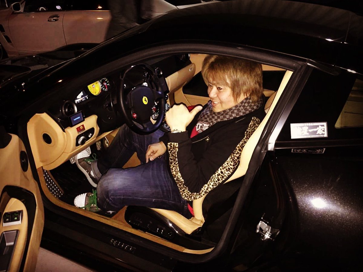 morohoshi_7777's tweet photo. ⭐️フェラーリ⭐️
#lamborghini #ランボルギーニ #morohoshi #諸星伸一 #fightingstar #ファイティングスター #fsbk #カスタム #スワロフスキー #swarovski #tokyo #japan https://t.co/l01mYlYXPN