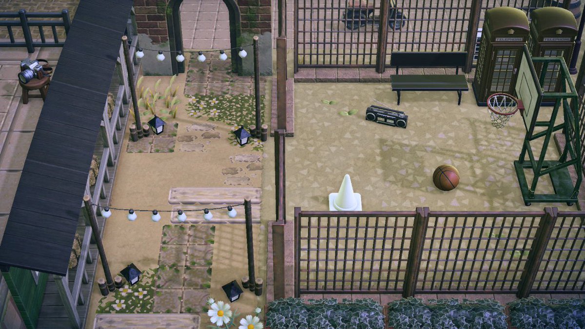 kae_08n's tweet photo. 町の中の小さな遊び場🌳

.
 #あつ森  #あつ森写真部 
 #animalcrossing
#AnimalCrossingNewHorizions https://t.co/u278hGfc8v