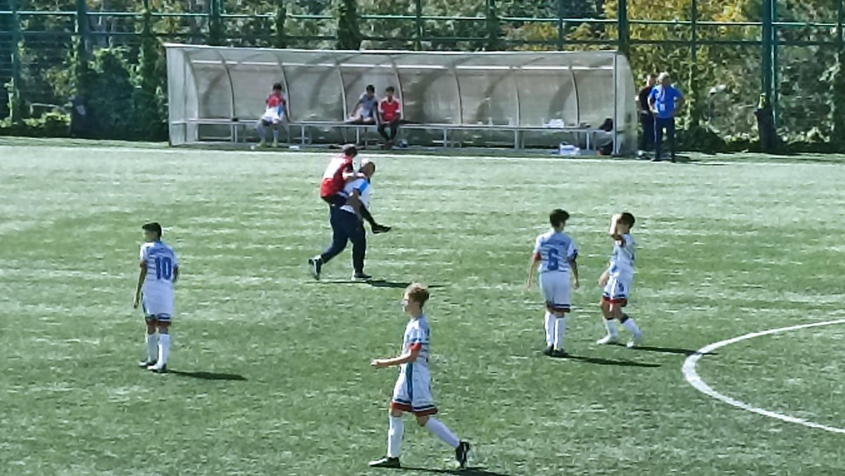 Maltepespor U-14 Altyapı futbol takımı sezona galibiyetle başladı. 
Beylerbeyi Stadı'nda oynanan Kirazlıtepe maçını (4-1) kazanan Maltepespor U-14 takımı sezona 3 puanla girdi.