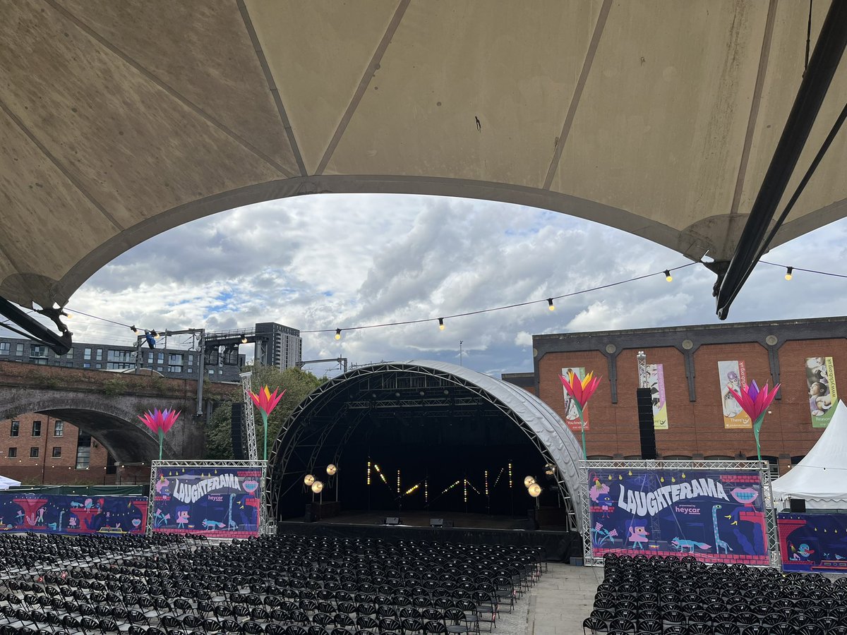 DrZSuleman's tweet photo. @laughterama excited to see @PhilNWang @WeeMissBea @fatihaelghorri @rhysjamesy @Iansmithcomedy in #castlefield #manchester #datenight with @DrMoMiah 🙌 https://t.co/osavU8Sz3v