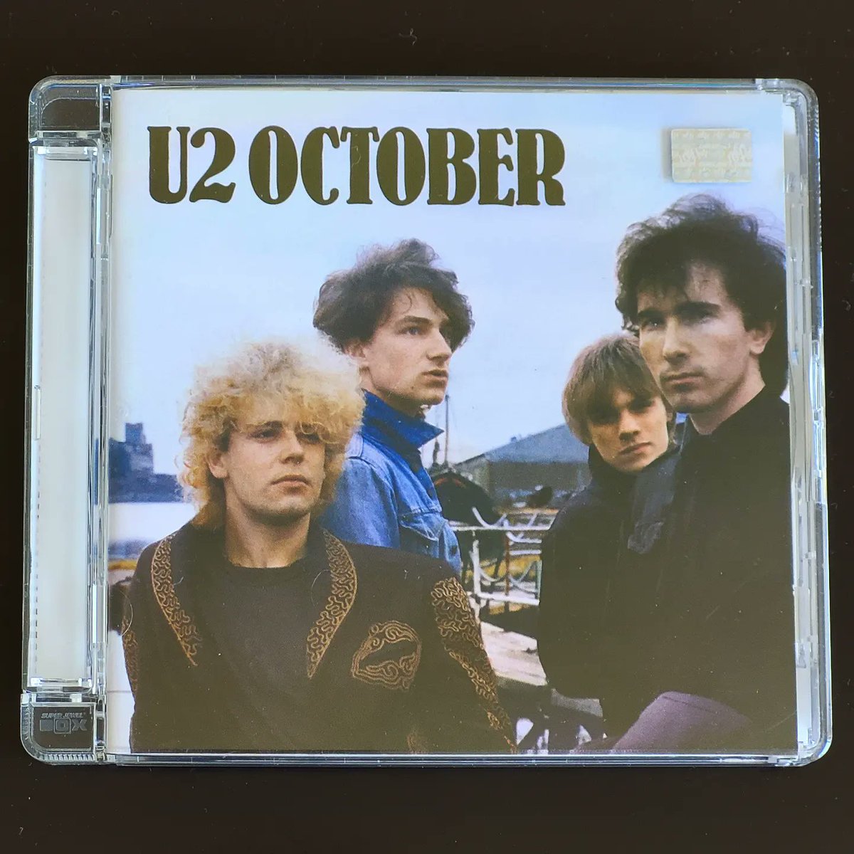 U2collections's tweet photo. October [Remastered]
🇦🇷 | 1981/2008 | 💿 CD
* Super Jewel Box

#U2 #U2Collection #U2Collector #Collection #Bono #TheEdge #LarryMullenJr #AdamClayton #CD #CDs #CDCollection #CDCollector #U2October #October #Remastered #Argentina #80s #Album https://t.co/ot3L0Osgsc
