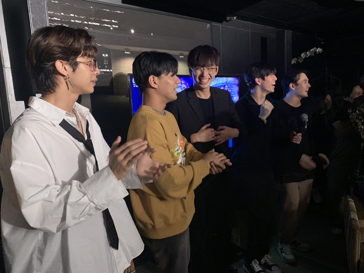 hmphilippines's tweet photo. BGYO x H&amp;M Celestial Spaces: We just made music history in the metaverse! We can’t wait for another one tomorrow! 🚀#HMBGYOCelestialSpaces #BGYOKingsOfHMVirtualUniverse https://t.co/oCILLZyRXY