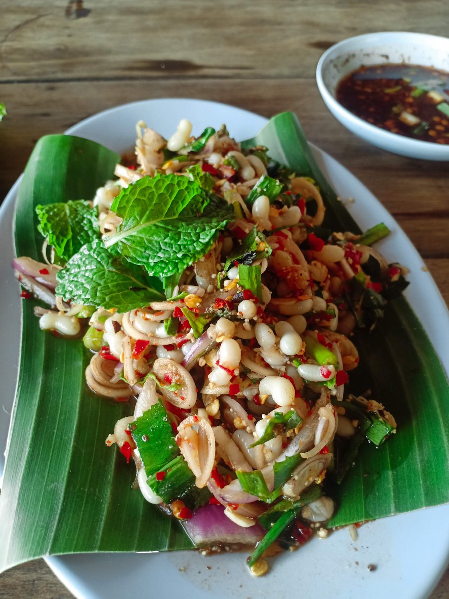 YUMMY SPICY ANT EGGS!!