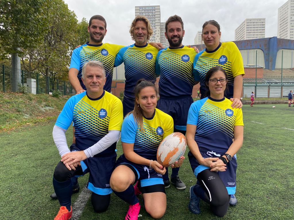 Nous avions 1 équipe ce matin sur le Pré 💪

👉 Une équipe mixte à Paris pour la Coupe IDF

#rugbya5