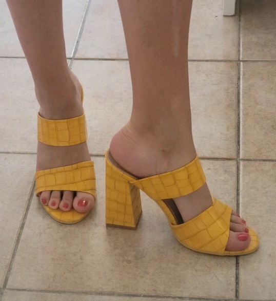 goodfeet19's tweet photo. ohhh ππππ
#moneyslavefrance #moneyslave #feet #comedm #feetfethish #feetworship #feettickle https://t.co/GtY315QgH1