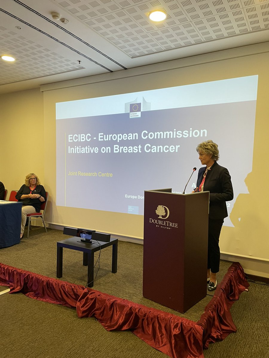 AnnettRoi's tweet photo. Very important to keep close contact between the 🇪🇺initiative on breast cancer and the women. We enjoyed again participating in the @EuropaDonnaEUR event in Milan and showing first results from testing #ecibc in practice.@EU_ScienceHub @EU_Health @batgiampa @luciana_neamtiu https://t.co/xdwa3DL1CS