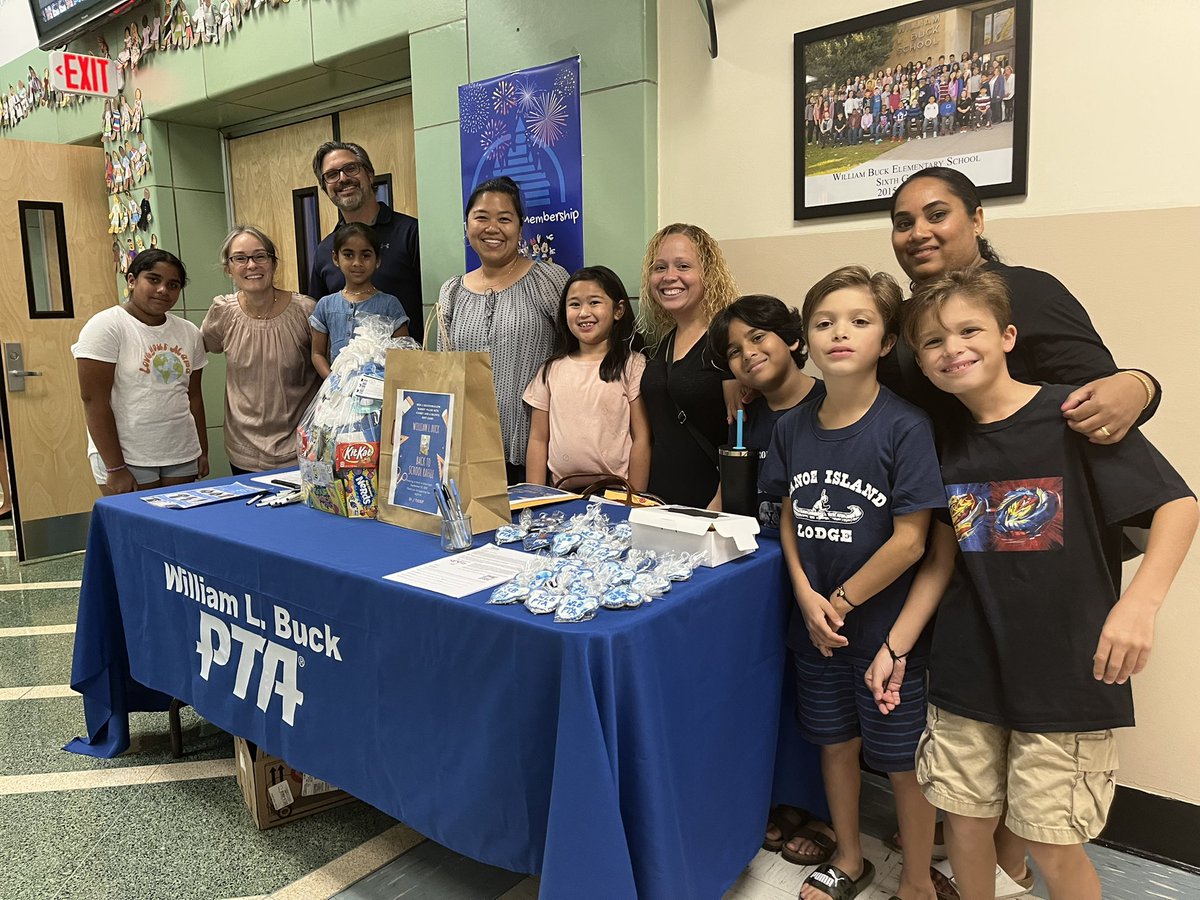 MrsGaddy1's tweet image. Thank you to our village for filling up our classrooms at Back To School Night! It was great to see all of your smiling faces back IN the building! Thank you to our Superstars for #AWESOME presentations &amp;amp; positive vibes! We are a true family! #LookForTheAwesome #BelieveInBuck 💙