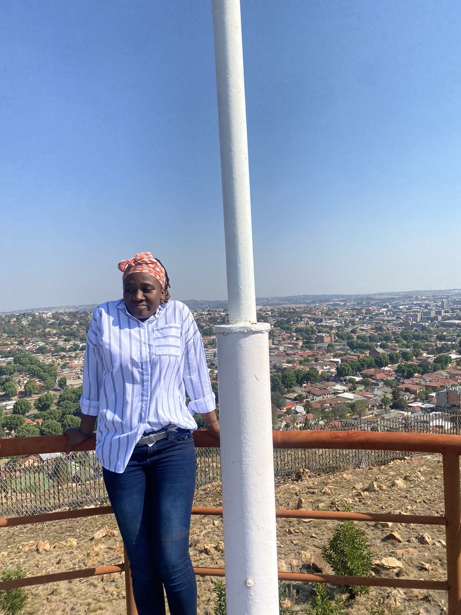 christinamagabe's tweet photo. Today was great!!!!
We were at SAIEE Heritage Day 2022 #EngineeringIsCool #AstronomyIsFun #SupersonicFibre @SAIEE @assajhb @SKA_Africa @MytechicA @supersonicfibre https://t.co/J8qU8ZUdd1