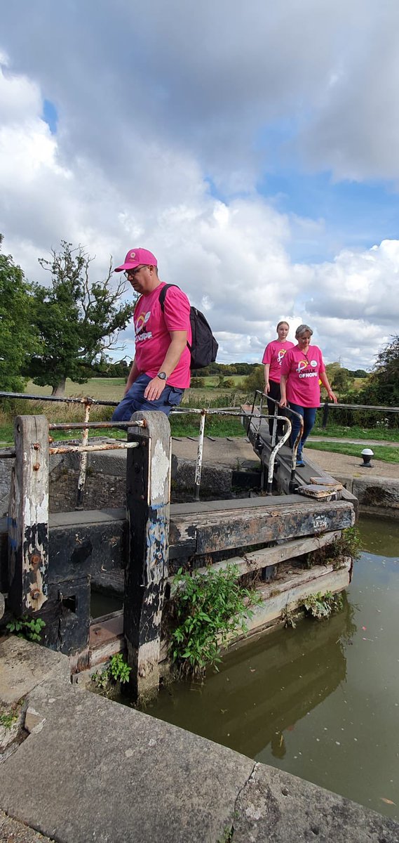 braintumourrsch's tweet photo. If you have taken part in today’s #WalkofHope or plan to do your own walk any day in September- we are thankful for your support 💛
If you would like to continue fundraising for us, why not check out our upcoming events? ➡️ https://t.co/eOPWs02uY6 https://t.co/zKW4ph0oXT