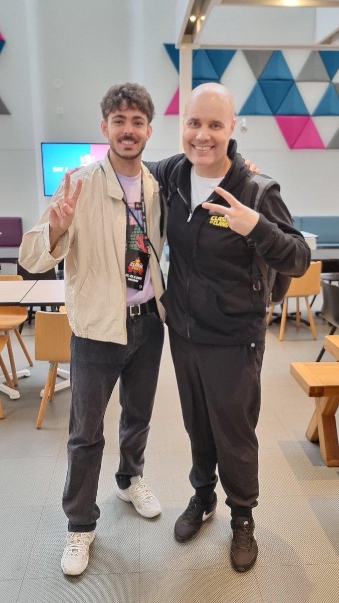 Con el mayor mito de Brasil. Un placer volver a verte mi amigo 🤗❤️ <a href="/FernanDONGames/">FernanDON Games</a>