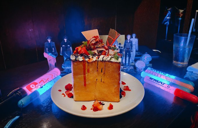 あきやまさんとライブ鑑賞会した後にイメージカクテル作ってもらいに行ってきた〜〜!!最高だった… 