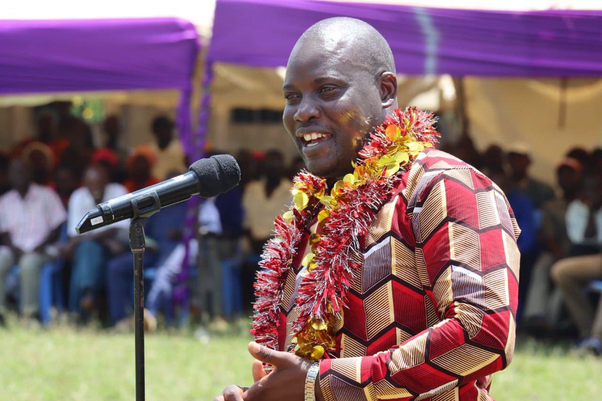 BarasaFernandes's tweet photo. I honoured an invite to grace the homecoming ceremony of Marama Central Ward MCA, Hon. Philip Maina. 2/2 https://t.co/4zv0xMcKEN