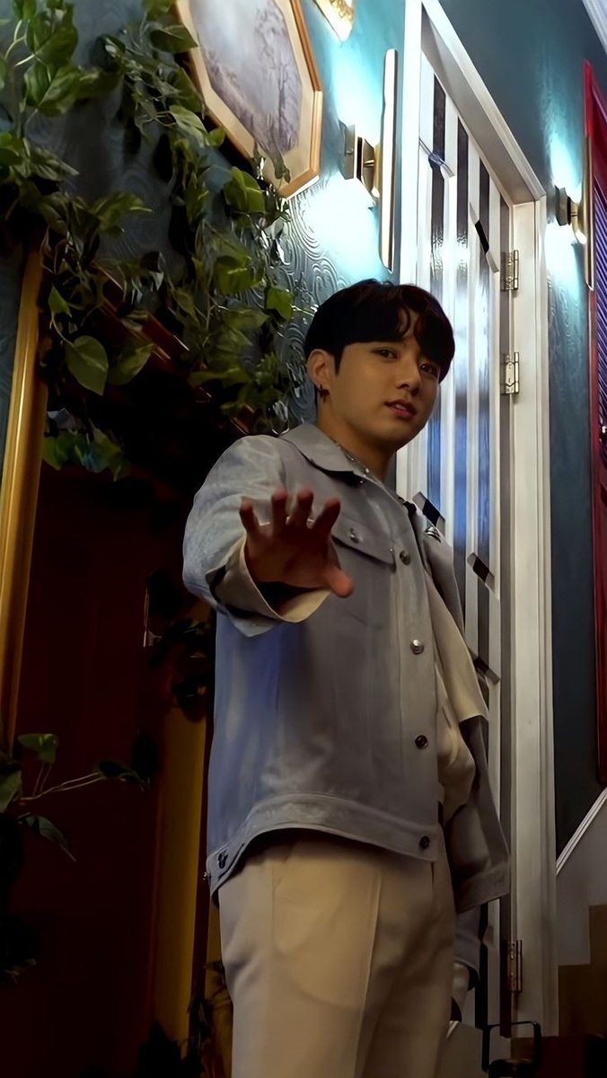 Jungkoo_gukkk97's tweet photo. Good night 😉 https://t.co/Mk0isyfVQX