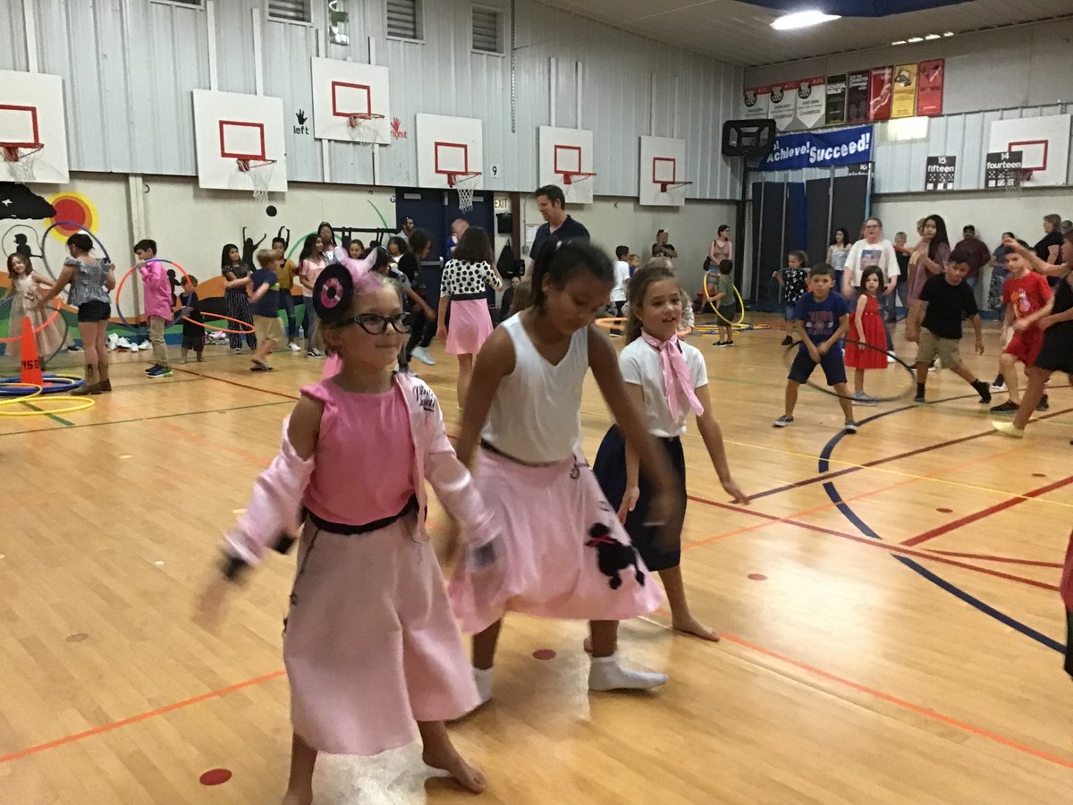 PflugervilleES's tweet photo. On September 2, 2022 PES PTO held its annual Back to School Sock Hop! It was Fun and a big success! Thanks for all families who attended. #sockhop #PfireAnts #PES #backtoschool2022 https://t.co/eFHLh9jx2c