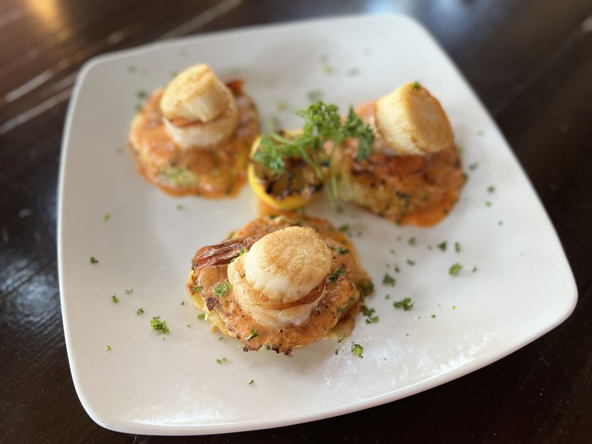 Patricks1481's tweet photo. The wait is finally over!  Head to Patricks 1481 to try our new weekly specials! 
Head to our Facebook for more information! https://t.co/q1kn5THmSu https://t.co/nIDN0GuplW