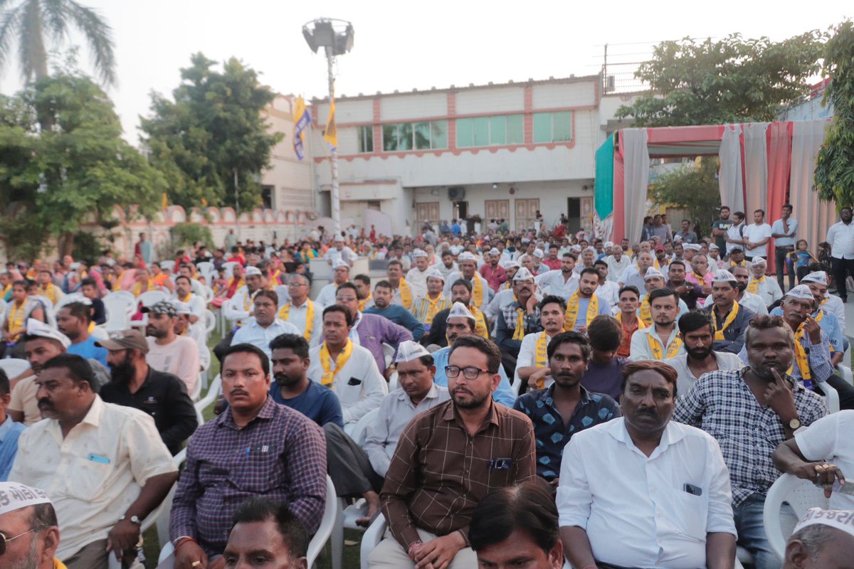 Gopal_Italia's tweet photo. Todays Jansabha at Naroda Vidhansabha area. https://t.co/j3K3oF06aN
