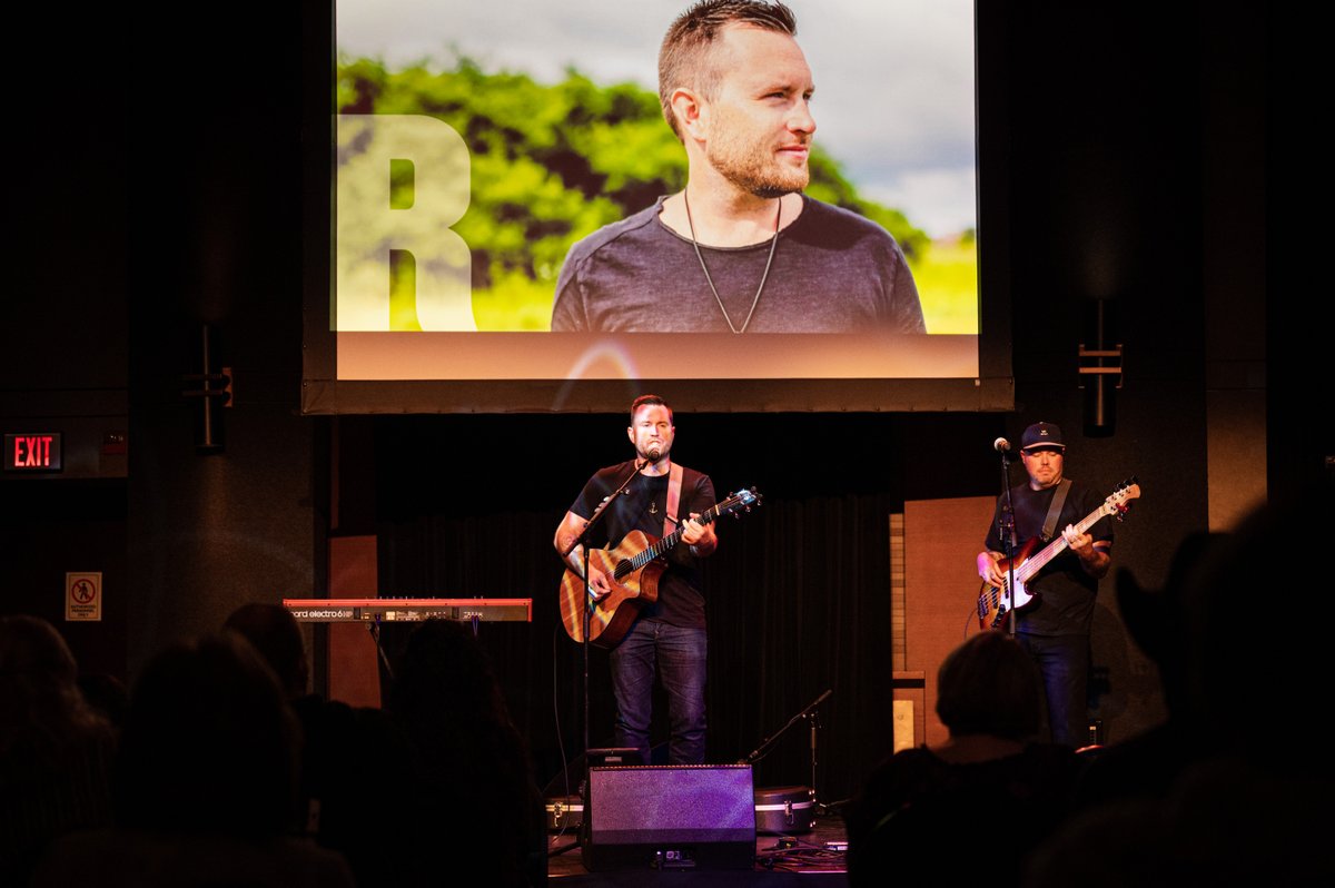 rosebrampton's tweet photo. 💥What a night our audience had at Bluebird Brampton featuring the sensational @breetaylor, @robwattsmusic and @junction_new! Your country tunes transported our concert-goers into the very heart of Nashville— it's almost like The Rose Brampton had been transported directly there! https://t.co/45EkchrCk8