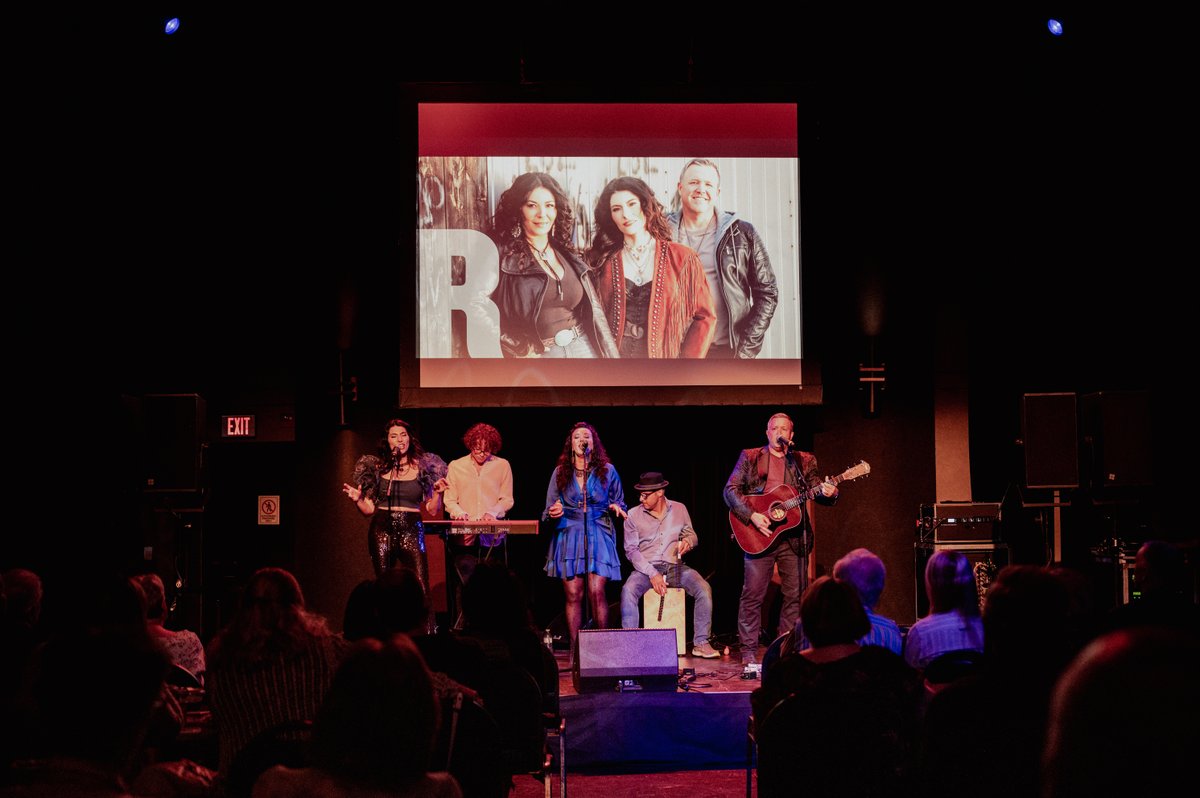 rosebrampton's tweet photo. 💥What a night our audience had at Bluebird Brampton featuring the sensational @breetaylor, @robwattsmusic and @junction_new! Your country tunes transported our concert-goers into the very heart of Nashville— it's almost like The Rose Brampton had been transported directly there! https://t.co/45EkchrCk8