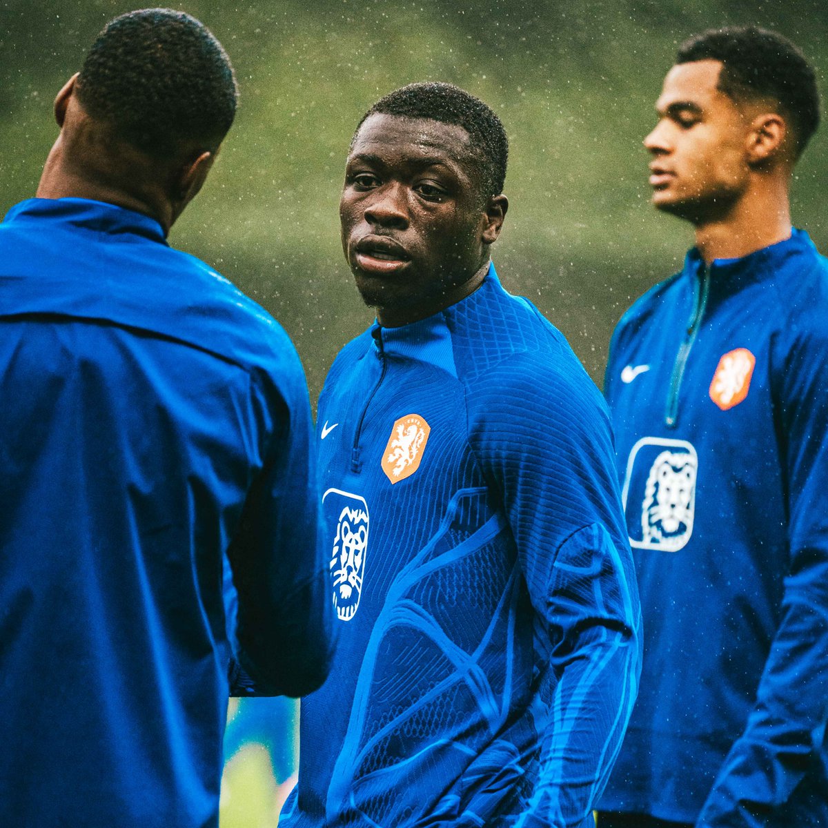 OnsOranje's tweet photo. 💪 Brian is here!

#NationsLeague #NEDBEL https://t.co/bviT1fffTb
