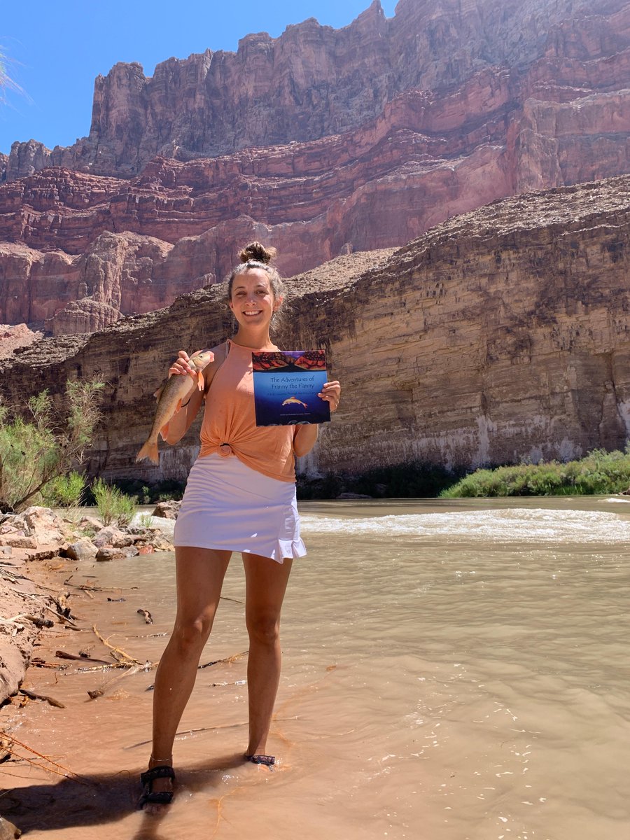USGSAZ's tweet photo. Today is Science in the Park in downtown Flagstaff - come join us! This year, the Festival of Science interviewed #USGS_SBSC biologist Lindsay Hansen about her research, art, and science education:
Read more: https://t.co/8eUQ20V6TO
#GrandCanyonScience #ColoradoRiver https://t.co/JUBlaeCbVL