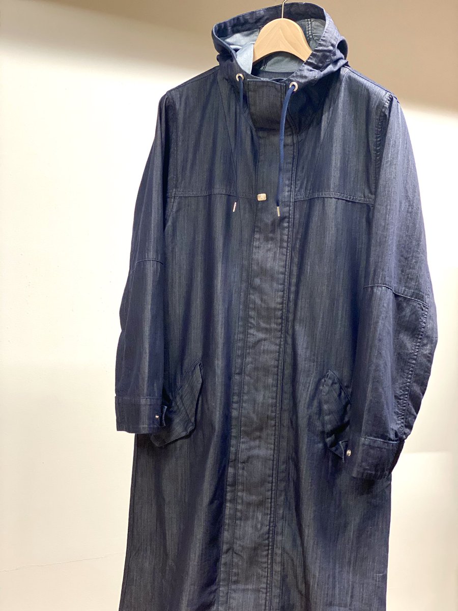 aokihifukustore's tweet image. 本日も沢山の皆様ありがとうございましたっ😊今大人気のシルクデニムコートが🧥こちらっ🔥🧥👖
↓
aokihifuku.base.shop/items/38350521

#青木被服
#青木俊樹
#オールウェザーコート
#全天候型
#デニムコート
#岡山デニム
#倉敷
#美観地区
#倉敷SOLA