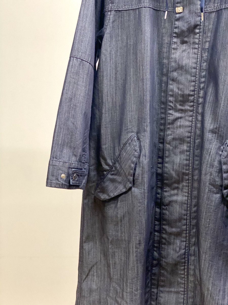 aokihifukustore's tweet image. 本日も沢山の皆様ありがとうございましたっ😊今大人気のシルクデニムコートが🧥こちらっ🔥🧥👖
↓
aokihifuku.base.shop/items/38350521

#青木被服
#青木俊樹
#オールウェザーコート
#全天候型
#デニムコート
#岡山デニム
#倉敷
#美観地区
#倉敷SOLA