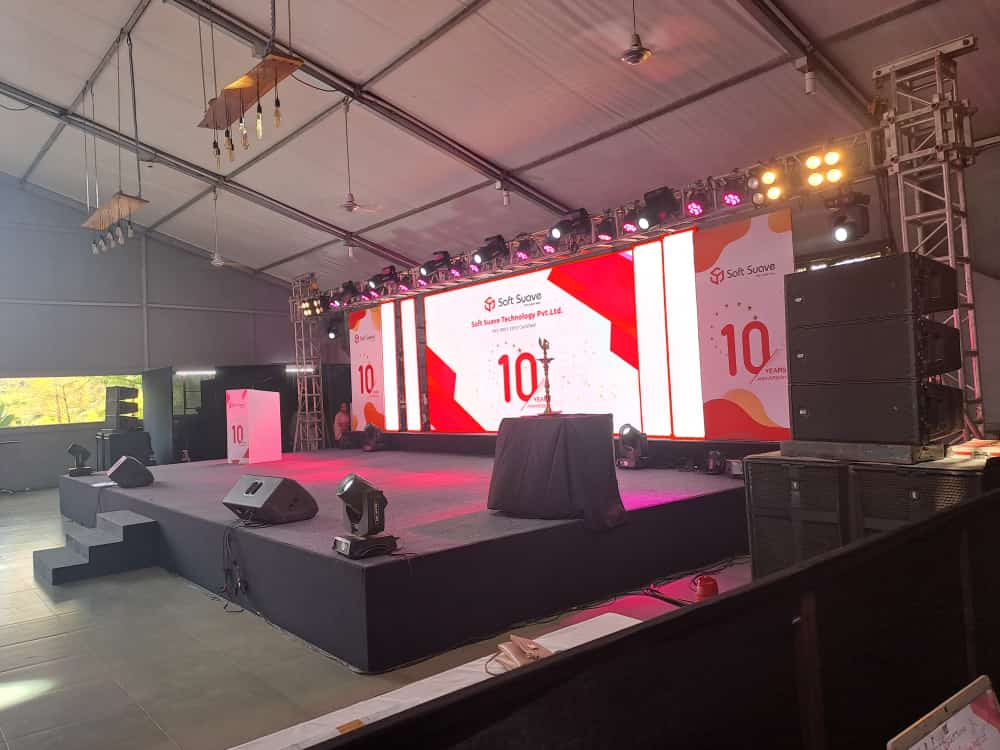 Madmazestudios's tweet photo. Anniversaries always pave way to nostalgia. The journey, the hardships, the sacrifices and the hard work were all remembered as Soft Suave celebrated their 10th Anniversary.
#eventmanagement #eventorganizers #corporateevents #eventplanner #eventproduction #madmaze #madmazestudio https://t.co/BBuzB14JqM