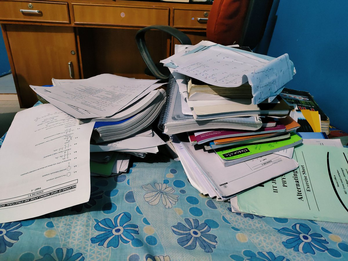 vids_sinha01's tweet photo. Ha bhai ...AdV to clear hua nahi.... Inka kya karu

#notqualified
#JEEAdvanced #JEEMain2022 #JEEMainsThirdAttemptForAll https://t.co/mRUTk8jIEU