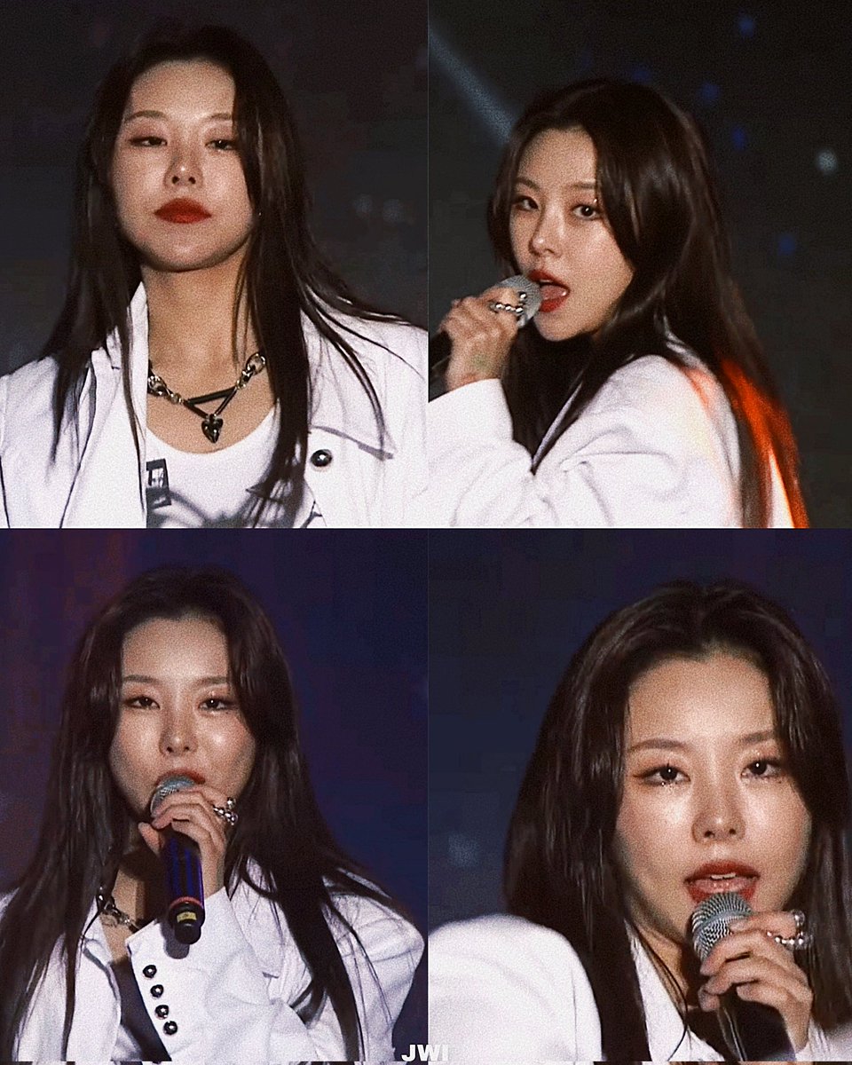 jwilooks's tweet photo. Get well soon wheein 🙏
#WHEEIN #휘인 #フィイン #丁輝人 https://t.co/WyzOiliKnQ