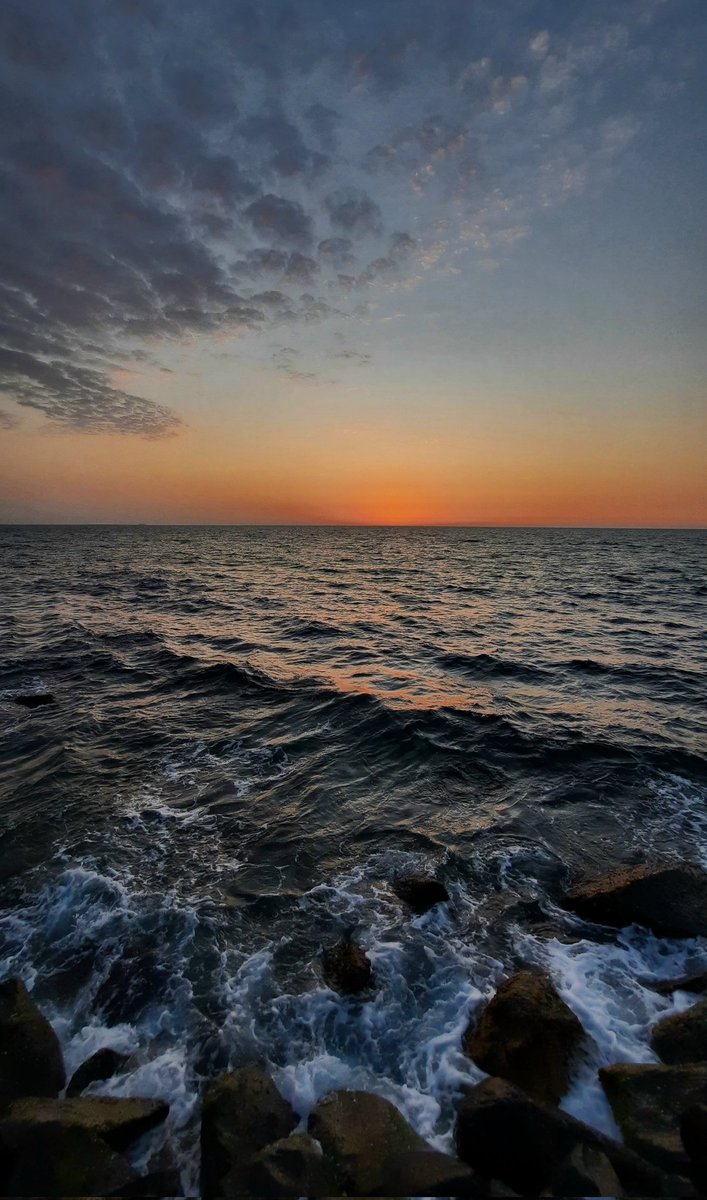 desiiabroad's tweet image. Can&apos;t get over the mesmerizing view that I captured yesterday!
#withoutfilter #nofilter