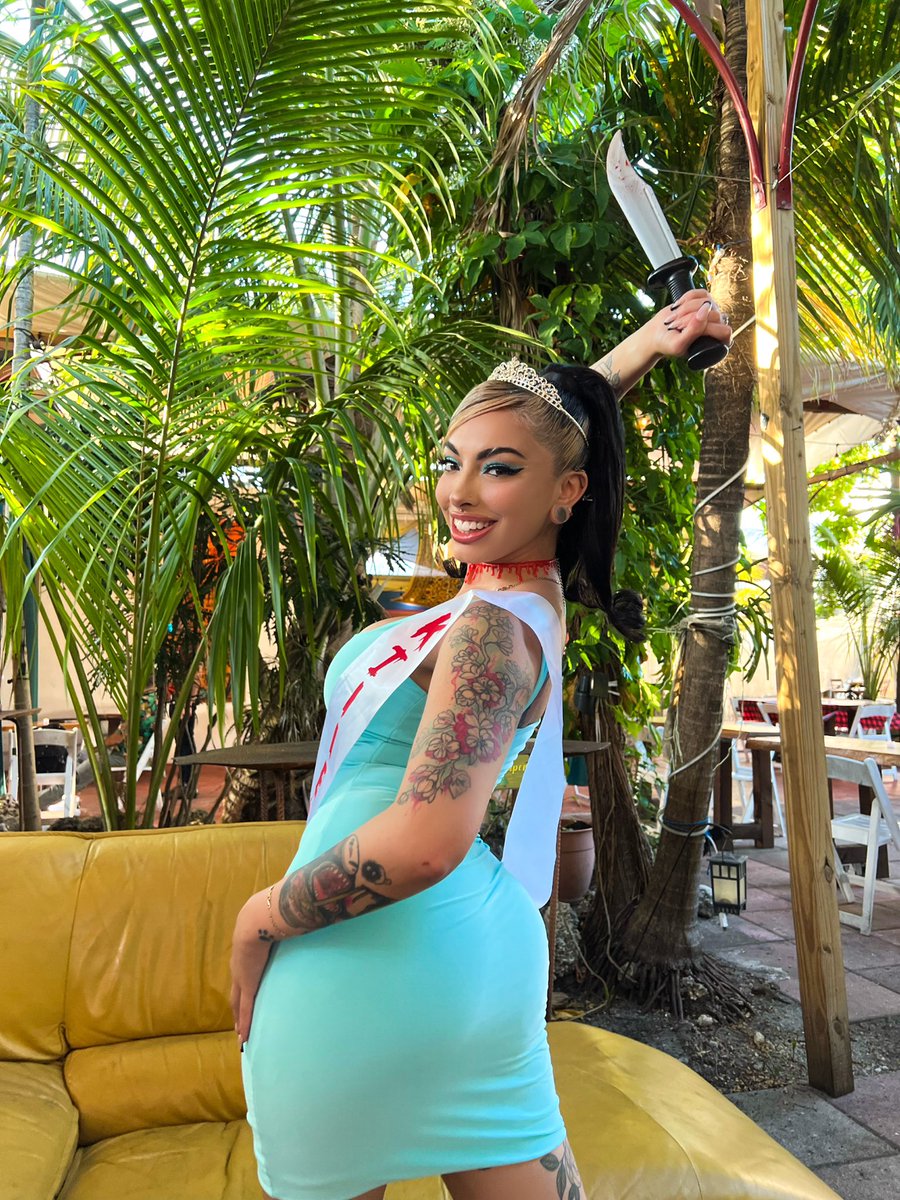 Elisa_schne's tweet image. Birthday girl, my birthday💞
 #nsfwtw #nsfwtwtًً  #nsfwtwt