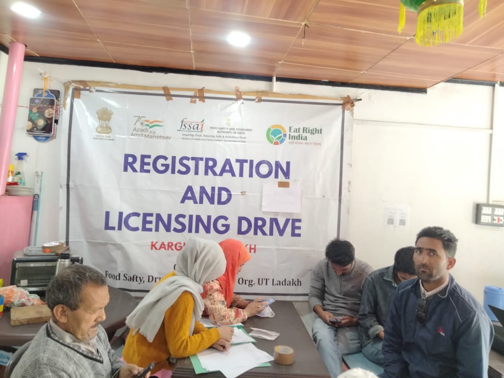 FoodLadakh's tweet photo. Liscenicing & Registration Drive conducted by Food Safety Officials Kargil at Sanjak, Chiktan
#chiktan #EaseOfDoingBusiness #foscos #fssai
@MoHFW_INDIA @fssaiindia @santoshsukhdeve @DIPR_Kargil @rkmittal55 https://t.co/LRDyIU5V45