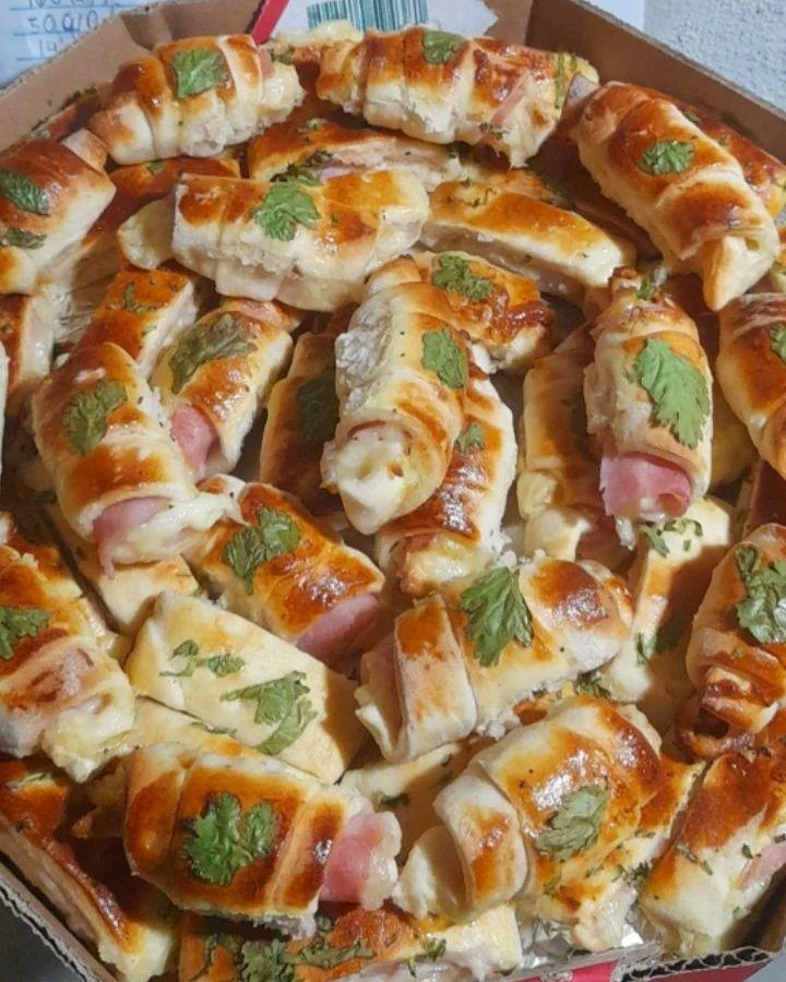 #EU #NÃO #SOU #GOLPE
GENTE, infelizmente com o mundo em que vivemos tem pessoas usando minha profissão pra enganar outras pessoas e estão achando que sou #GOLPE TAMBÉM 
Sou responsável por todas minhas encomendas e fiel a todos os meus cliente.
Me ajuda a compartilhar isso pfvr🤦‍♂️