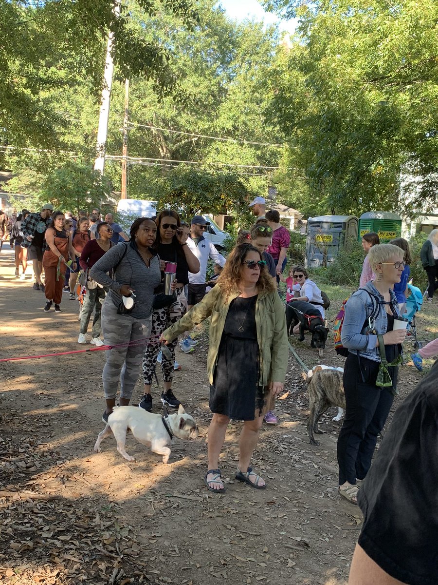 facesunderwater's tweet photo. Today Jerimy and I walked our doggos in the East Atlanta Strut Pet Parade.  Had a freakin’ blast and the dogs did too. #MutantFam #eavstrut https://t.co/w6qJtl3Aae