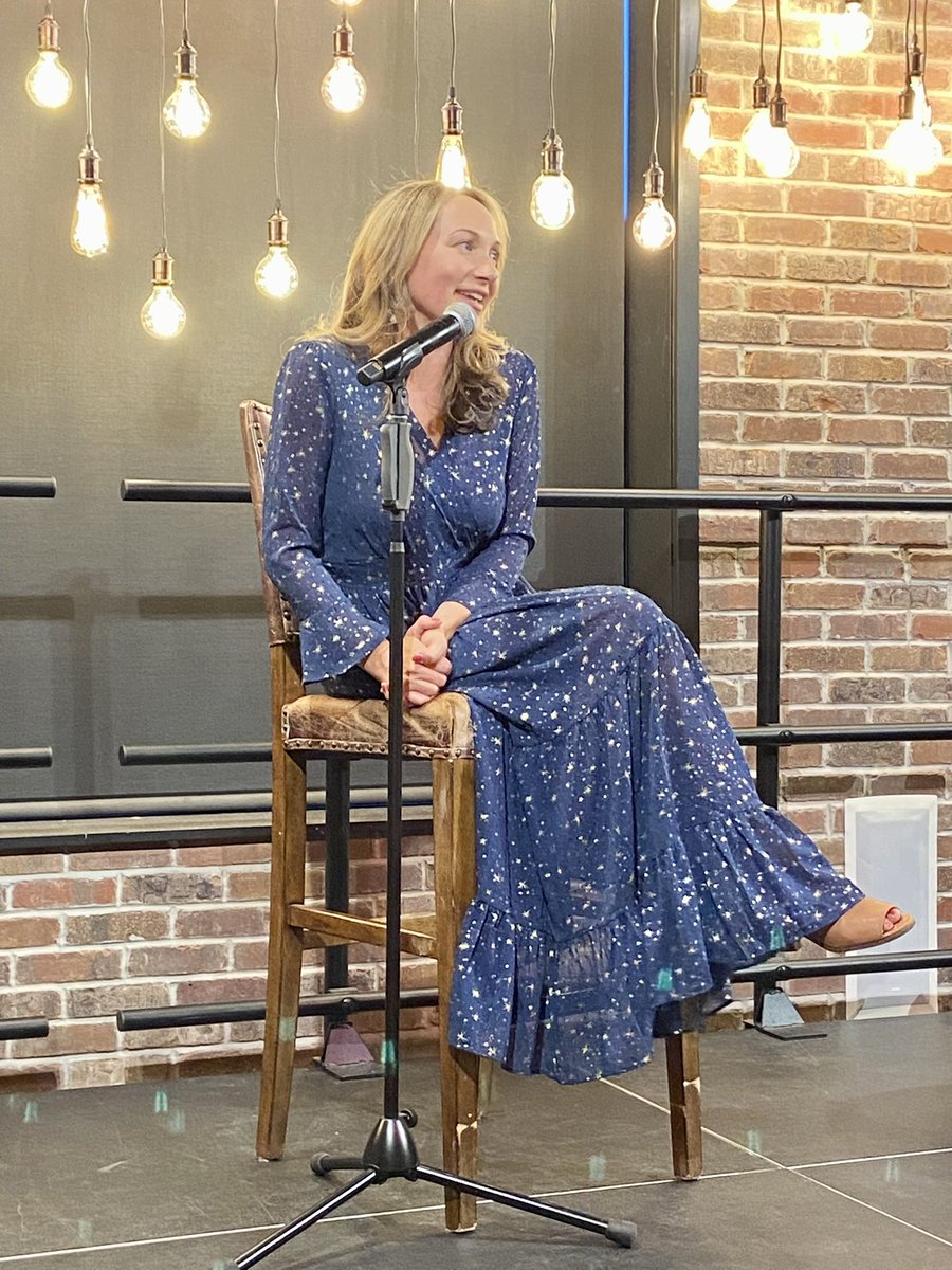 Meg_Litwin's tweet photo. Thank you to @unlikelybkstore and ALL the people who came to celebrate last night at the launch party of TWINKLE, TWINKLE, WINTER NIGHT! It was magical &amp; beautiful &amp; warm - all the things I hope this book is for readers. Truly one of the most special evenings of my life!! ❤️✨❤️ https://t.co/SUyoUjtS5F