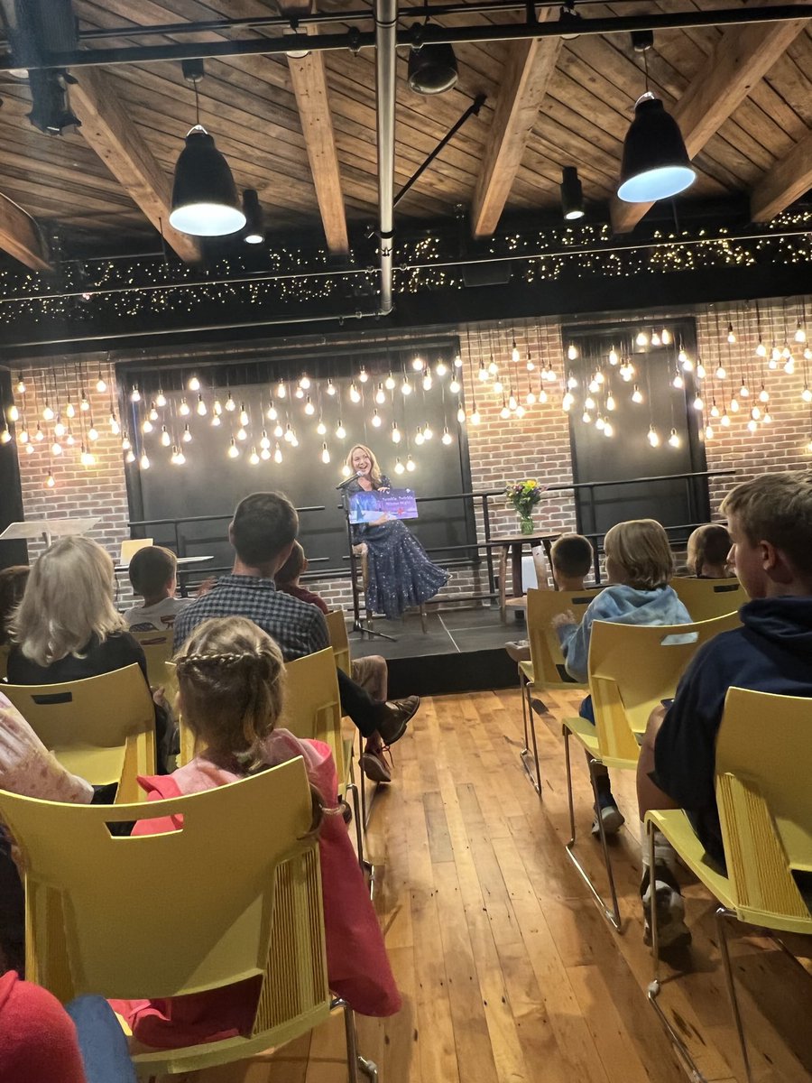 Meg_Litwin's tweet photo. Thank you to @unlikelybkstore and ALL the people who came to celebrate last night at the launch party of TWINKLE, TWINKLE, WINTER NIGHT! It was magical &amp; beautiful &amp; warm - all the things I hope this book is for readers. Truly one of the most special evenings of my life!! ❤️✨❤️ https://t.co/SUyoUjtS5F