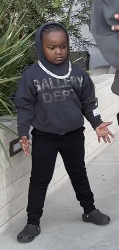 PontiacMadeDDG's tweet photo. https://t.co/xZzu1Z8XlW