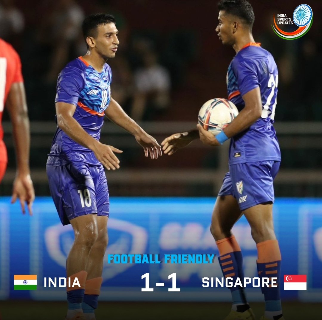indiasportsup's tweet photo. India played a 1-1 draw vs Singapore in friendly
43rd min strike from Ashique Kuruniyan levelled the scoring for India
#INDSGP #BackTheBlue #BlueTigers #IndianFootball #TeamIndia #AshiqueKuruniyan #Ashique https://t.co/t7FECiduf5
