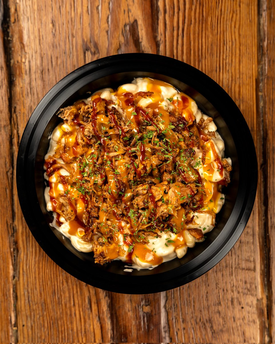 TallyMacFSU's tweet photo. The best mac n cheese in Tally is available in TWO spots on FSU game day - 1851 Azalea Residence Dining Hall or the Ford Fan Fest at Doak Campbell ahead of the #FSUvsBC game!

📍 - 824 W. Jefferson, Noon to 10 pm
📍 - Langford Green, 4-8 pm

Best of luck today, @fsufootball  🏈🧀 https://t.co/jeaU5SVYAN