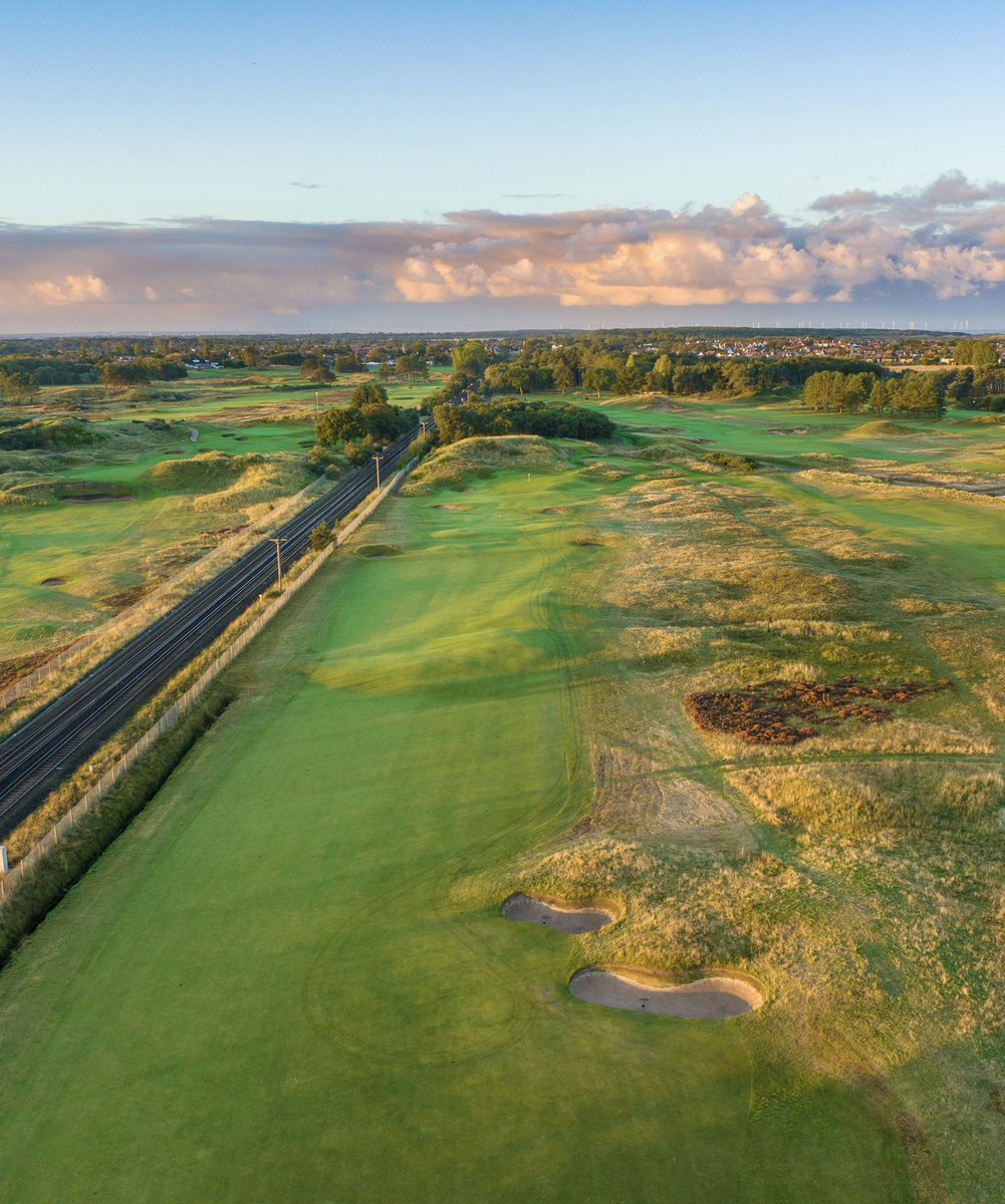 Hillside_GC's tweet photo. A dangerous beauty #hole2 
Where does your drive normally end up?
@Hillside_Greens @BeyondDrones https://t.co/RHOT0r4zLR