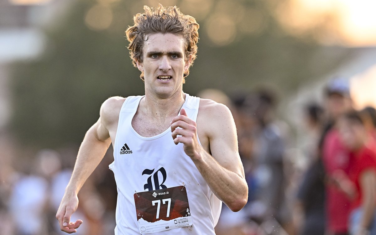 RiceTFXC's tweet photo. UPDATE | Elliot Metcalf wins the Cowboy Stampede individual title with a time of 19:30 in the 4 mile race!

The Owls also win the team title w/29 pts.

1. Metcalf - 19:30
4. Dowd - 19:43
7. Cohen - 20:11
8. Wright - 20:12
9. Thames - 20:14

#GoOwls👐 x #RFND https://t.co/CcyvNZOM3z