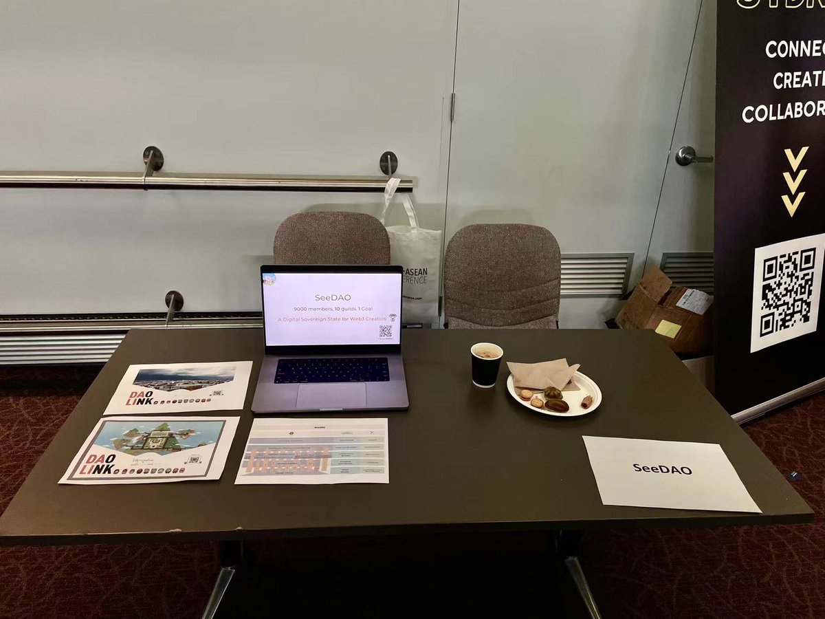 DAOLink42's tweet photo. Check out DAOLink in Crypto Expo at the @UNSW ASEAN Conference, WE have the best event today!! @see_dao @uncbau https://t.co/BKKCdxJ1dv