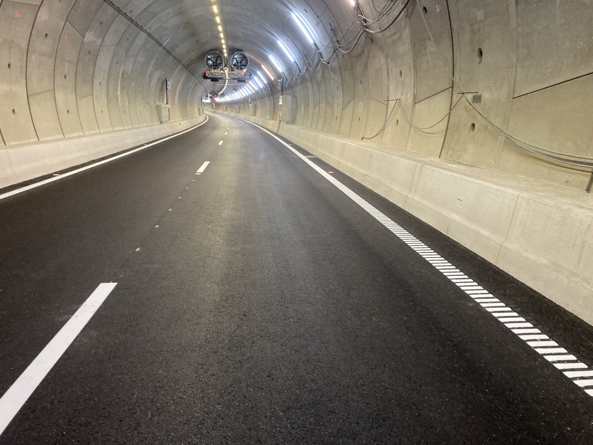 fransrolink's tweet photo. Kijkje in de Corbulo tunnel, Rijnlandroute https://t.co/FFhyBHe2So